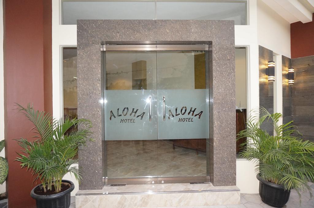 Aloha Hotel Yogyakarta Exterior photo